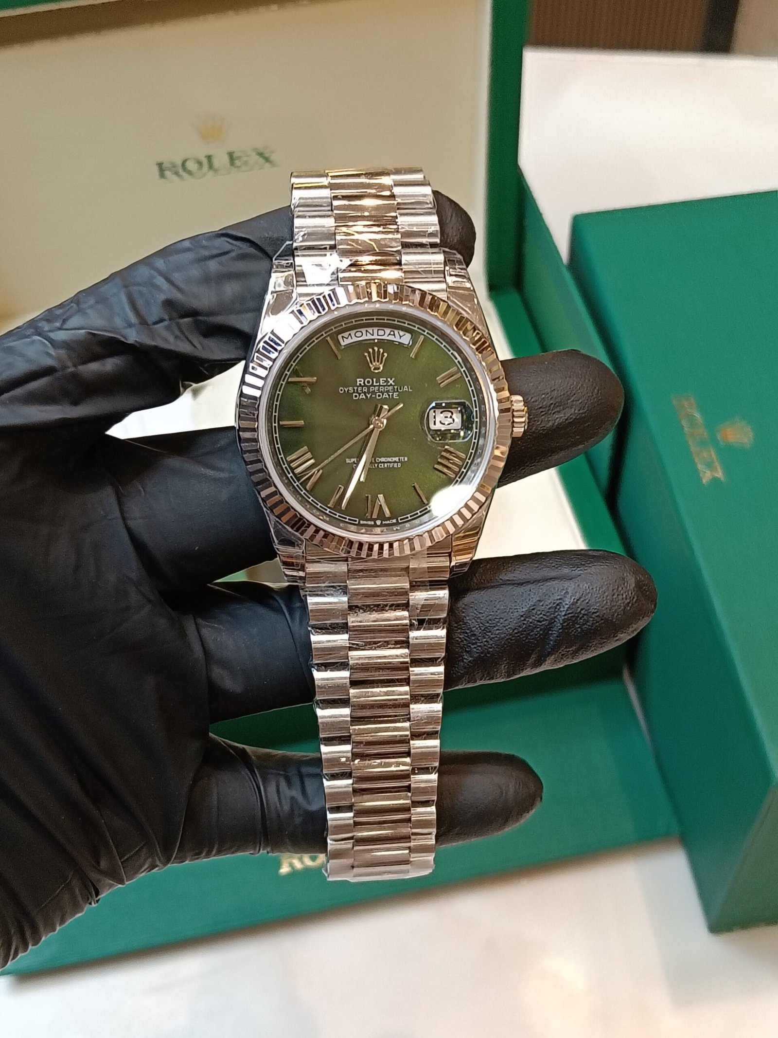 Premium Watch 05