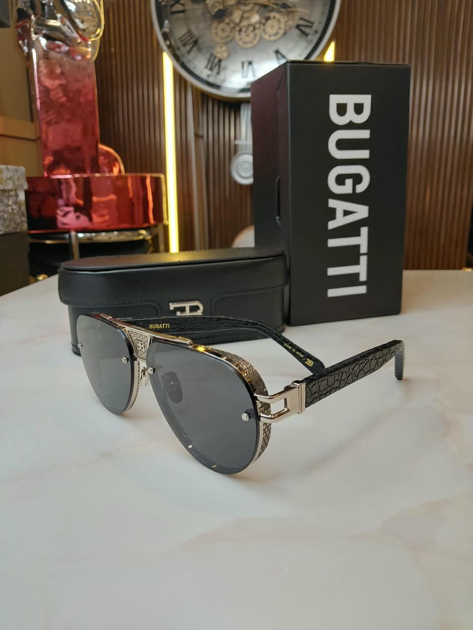 Sunglasses 19